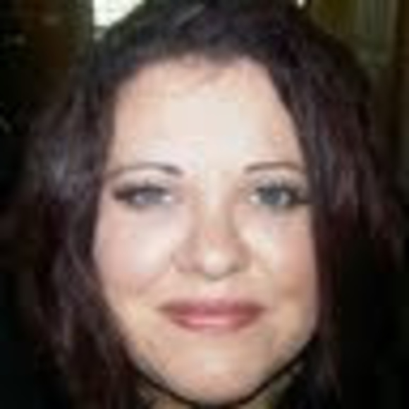 Meet your Posher, Amanda - Picture 1 of 1